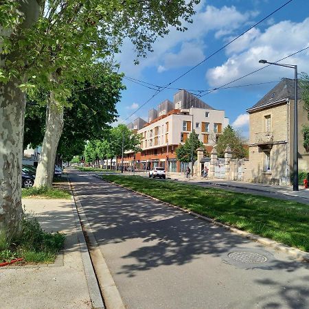 Studio avec terrasse en résidence calme à Dijon. Exterior foto