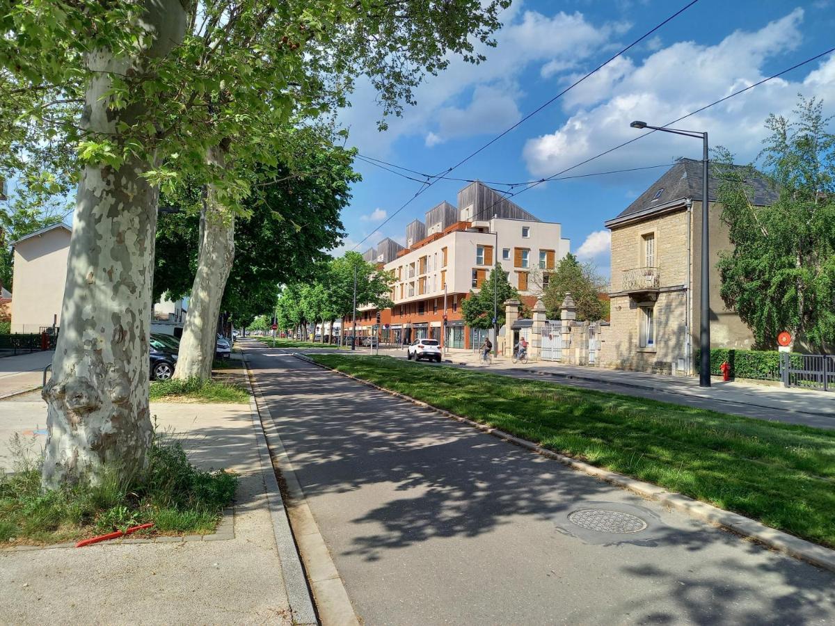 Studio avec terrasse en résidence calme à Dijon. Exterior foto